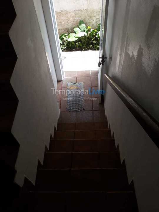 Casa para aluguel de temporada em Ubatuba (Lagoinha)