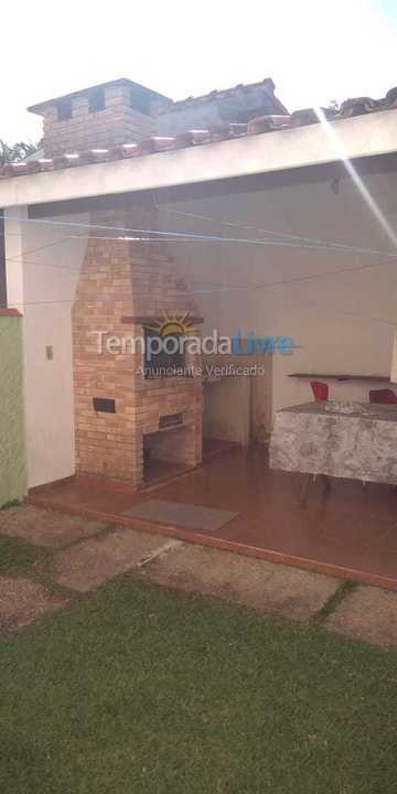 Casa para aluguel de temporada em Ubatuba (Lagoinha)