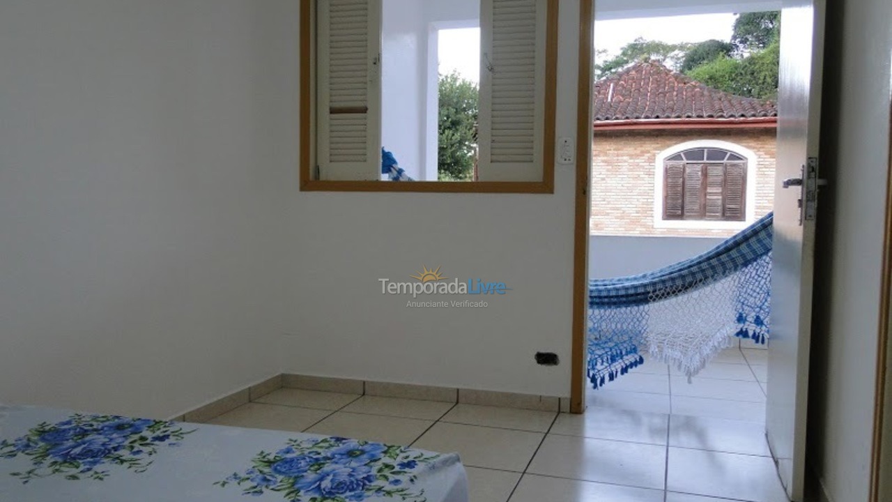 Casa para aluguel de temporada em Ubatuba (Enseada)