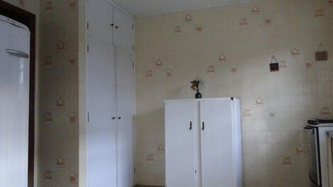 CASA COM PISCINA NA PRAIA DA ENSEADA, EM UBATUBA-SP