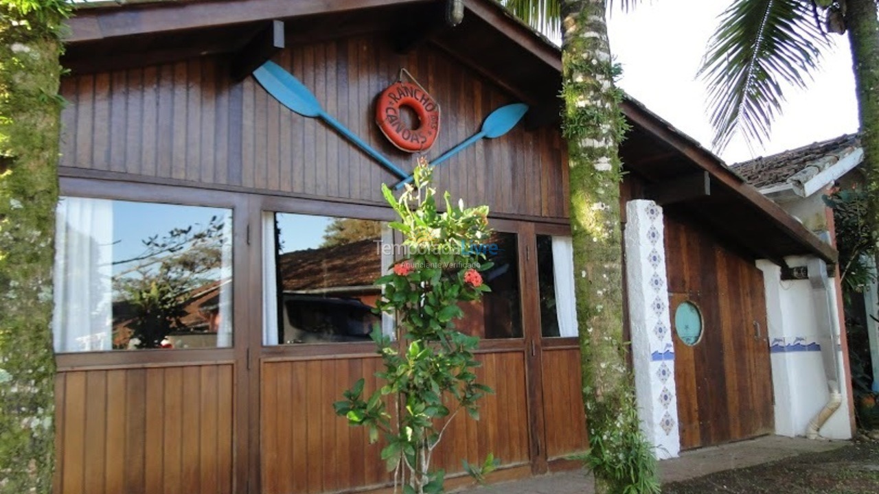 Casa para aluguel de temporada em Ubatuba (Enseada)