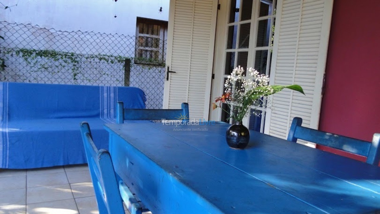 Casa para alquiler de vacaciones em Ubatuba (Enseada)