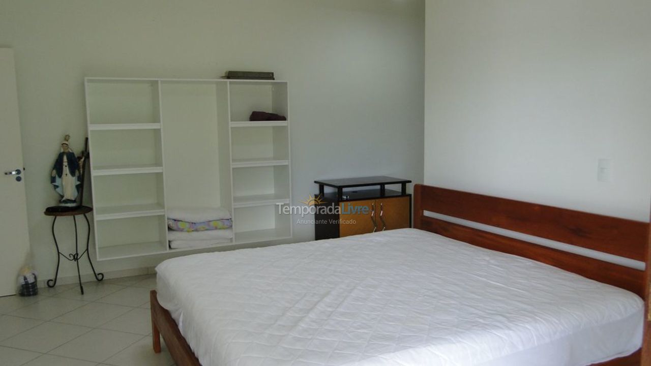 Casa para alquiler de vacaciones em Ubatuba (Praia da Santa Rita)