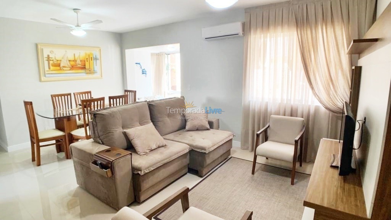 Apartamento para aluguel de temporada em Balneário Camboriú (Praia Central)
