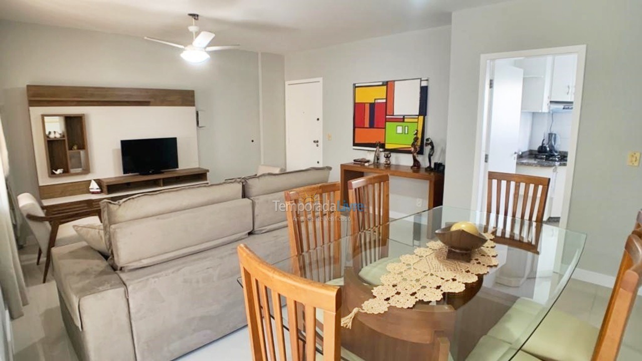 Apartamento para aluguel de temporada em Balneário Camboriú (Praia Central)