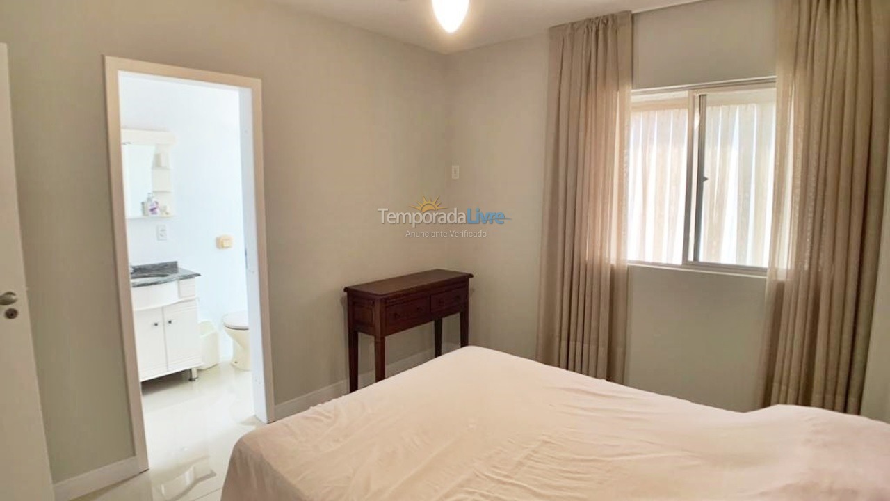 Apartamento para aluguel de temporada em Balneário Camboriú (Praia Central)