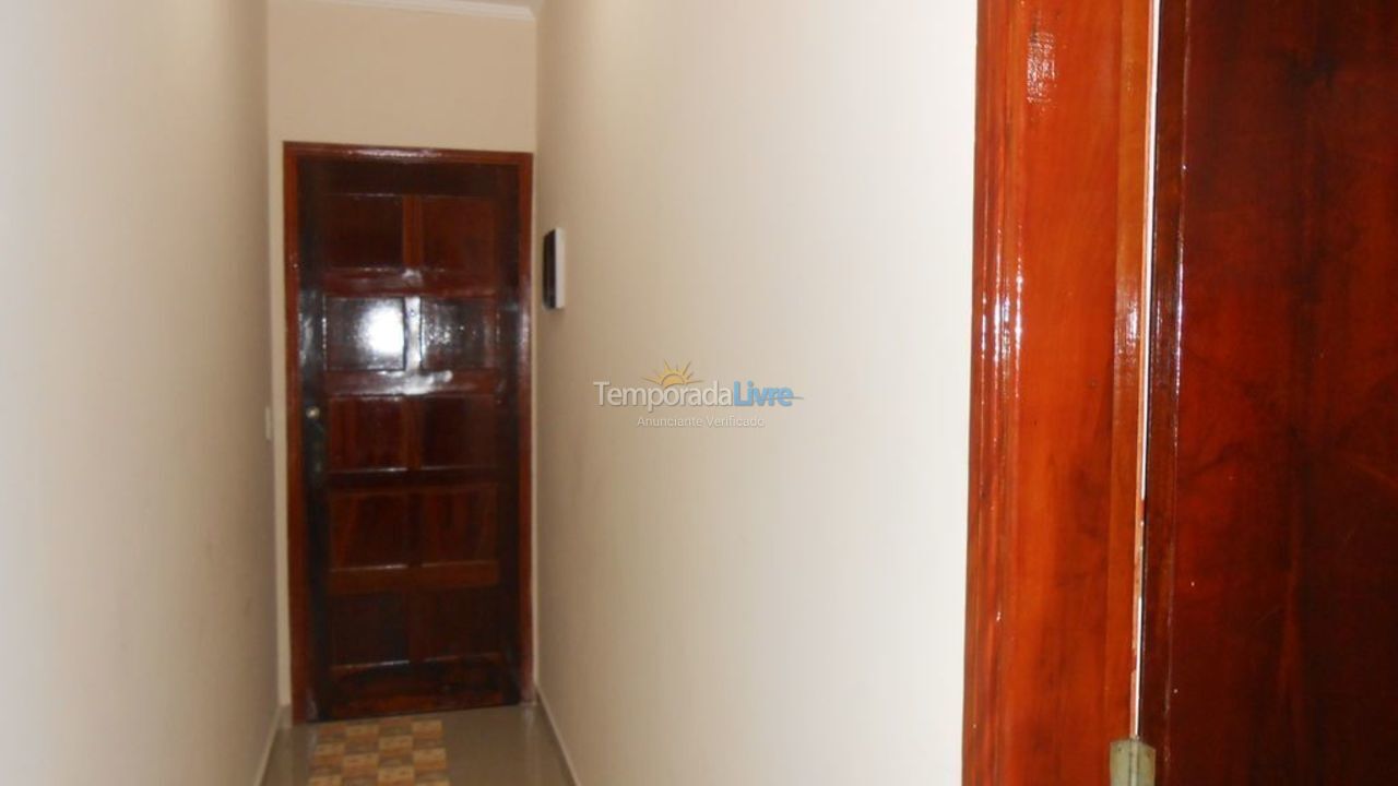 Apartment for vacation rental in Mongaguá (Centro)