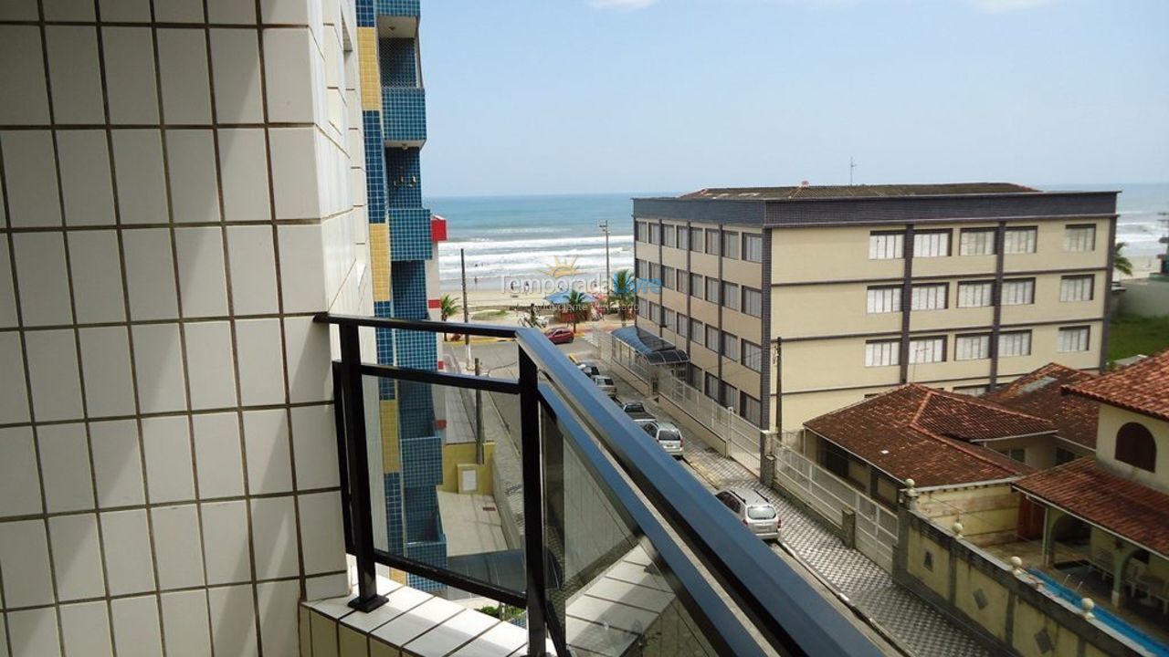 Apartment for vacation rental in Mongaguá (Centro)