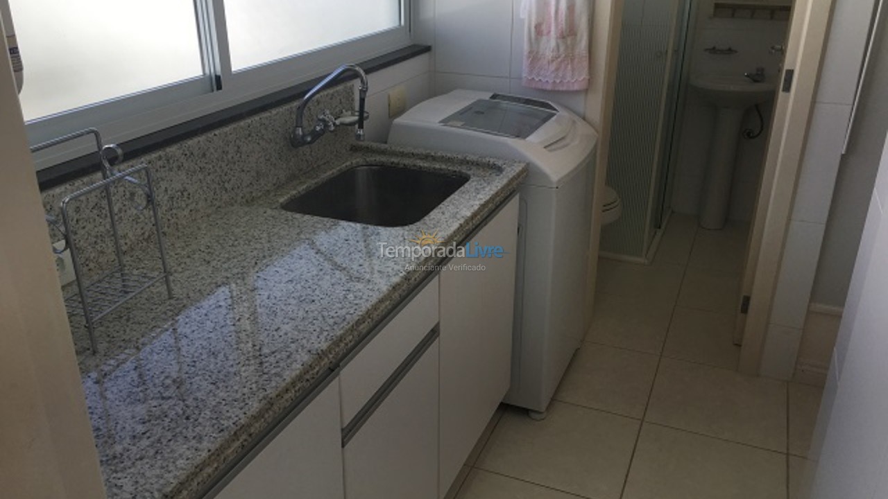 Apartment for vacation rental in Florianópolis (Praia Brava)