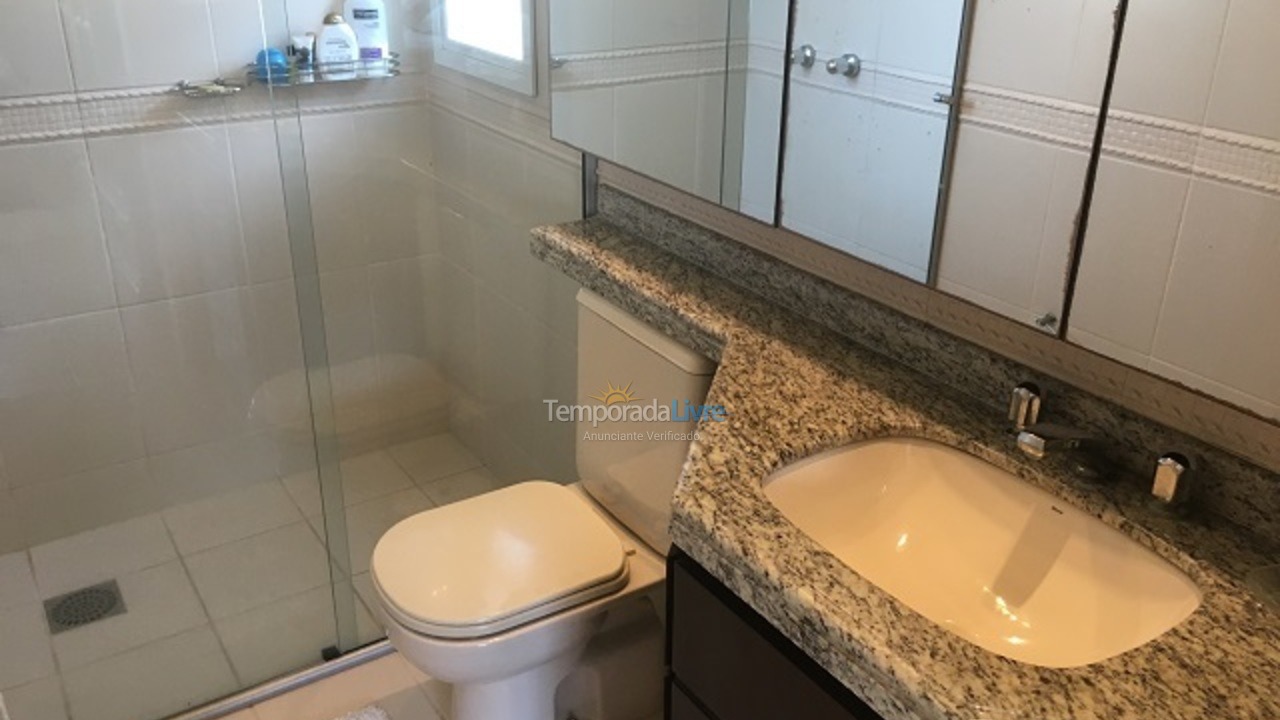 Apartment for vacation rental in Florianópolis (Praia Brava)