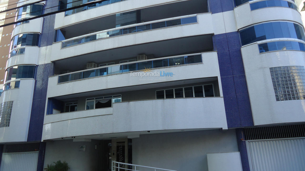 Apartamento para aluguel de temporada em Itapema (Meia Praia)