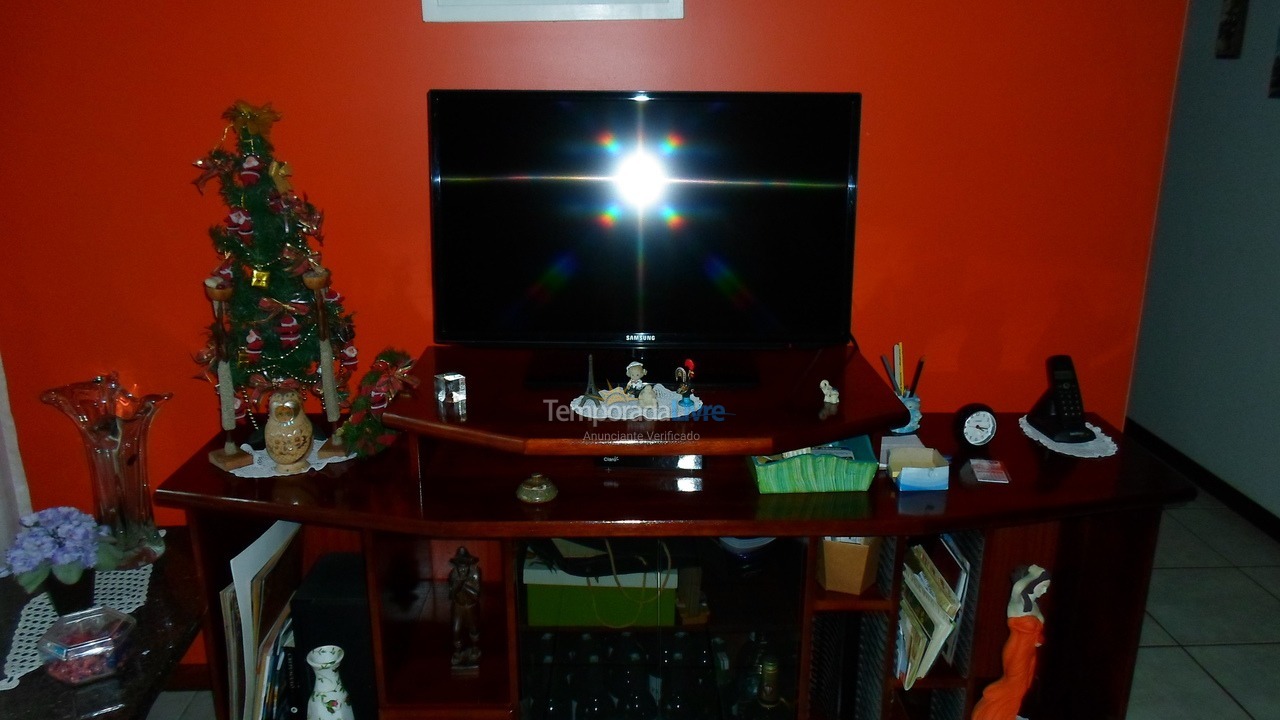 Apartamento para aluguel de temporada em Itapema (Meia Praia)