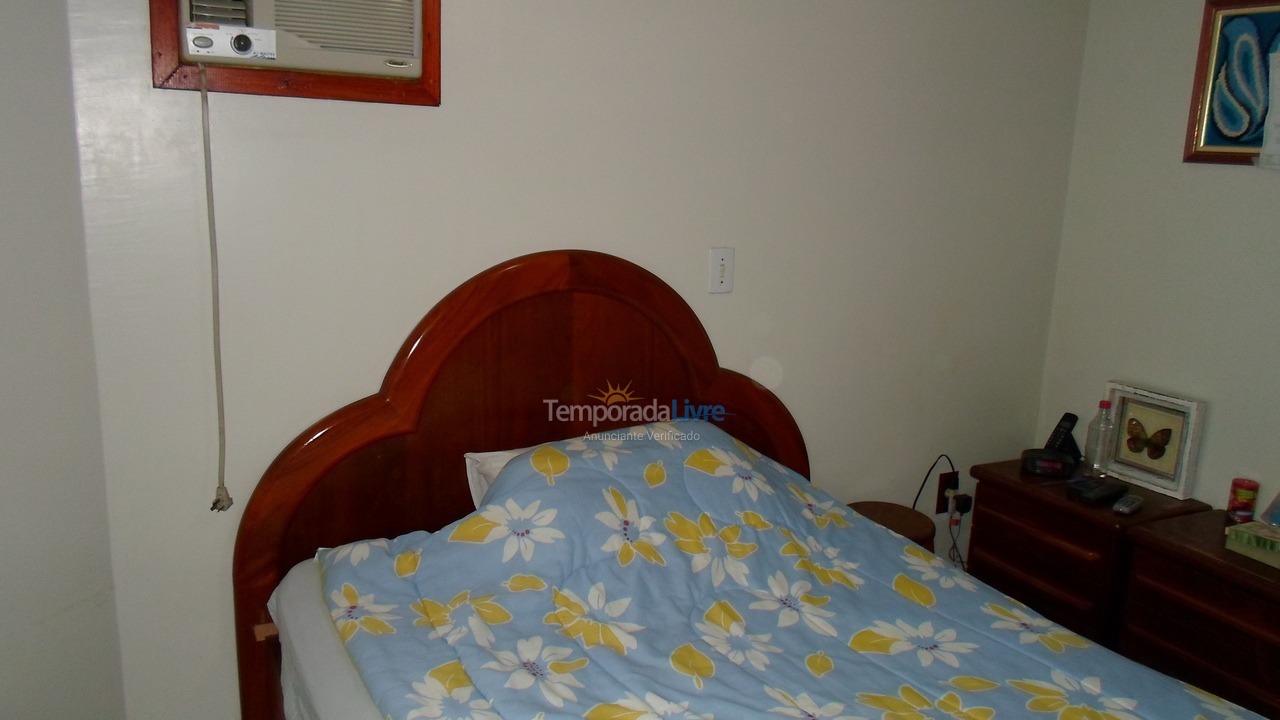 Apartamento para aluguel de temporada em Itapema (Meia Praia)