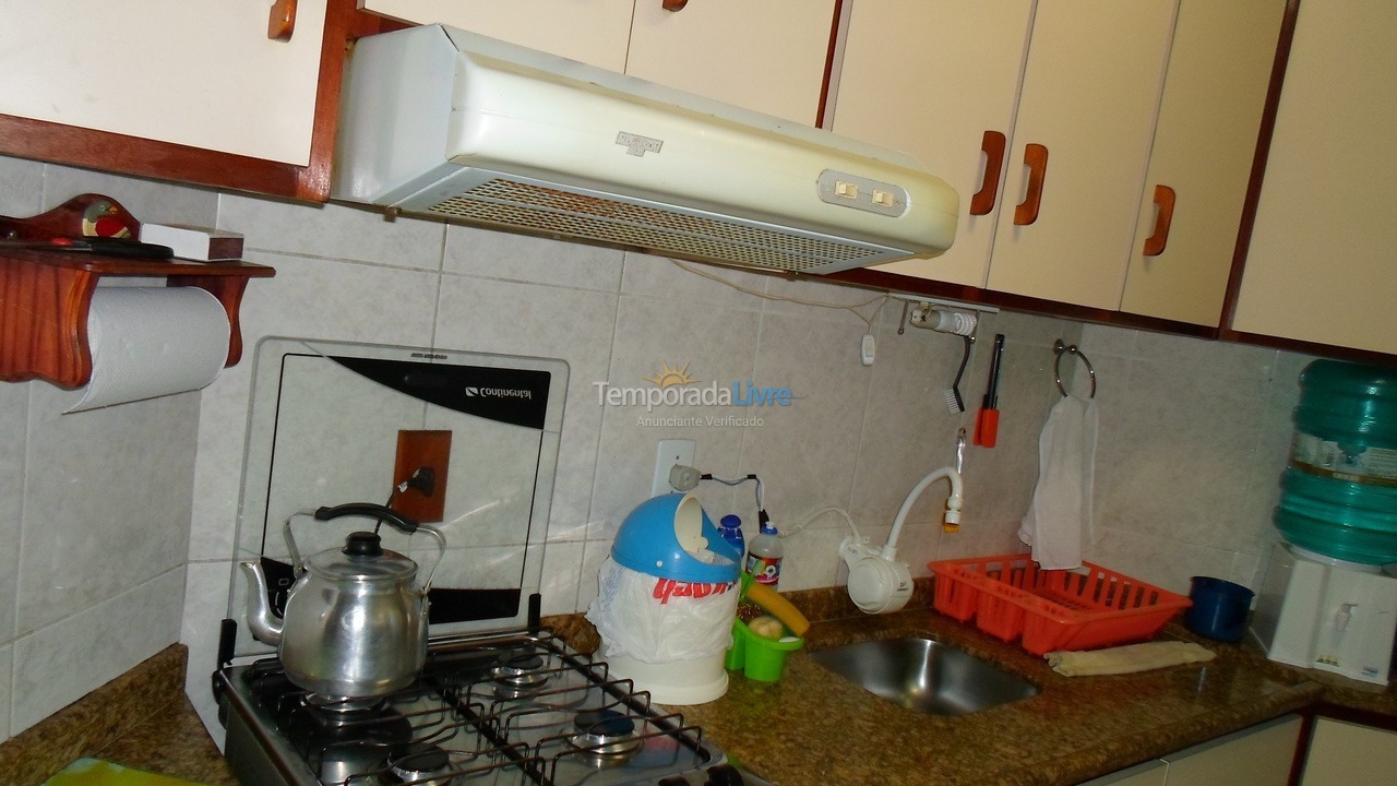 Apartamento para aluguel de temporada em Itapema (Meia Praia)