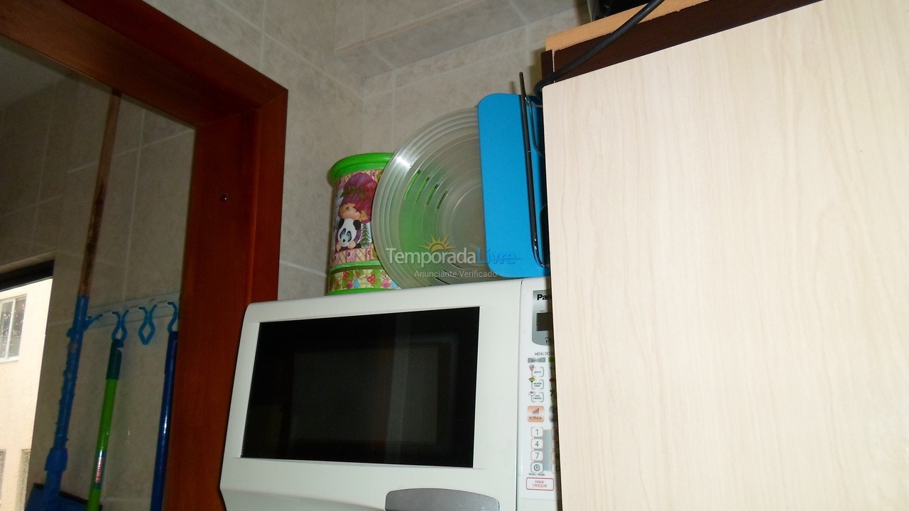 Apartamento para aluguel de temporada em Itapema (Meia Praia)