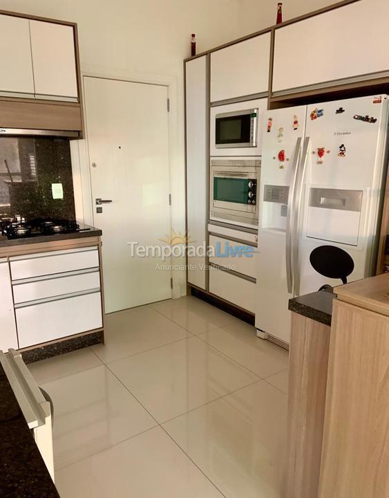 Apartamento para alquiler de vacaciones em Itapema (Meia Praia)