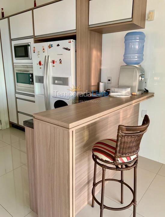 Apartamento para alquiler de vacaciones em Itapema (Meia Praia)