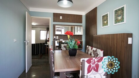 Ático con piscina privada, 4 dormitorios, cerca del mar.