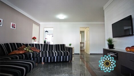 Ático con piscina privada, 4 dormitorios, cerca del mar.