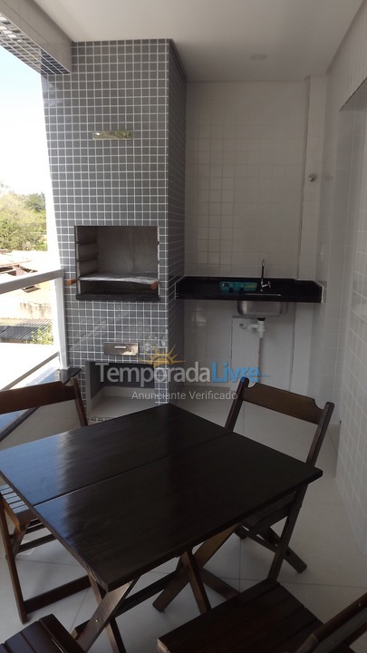 Apartamento para aluguel de temporada em Ubatuba (Praia das Toninhas)