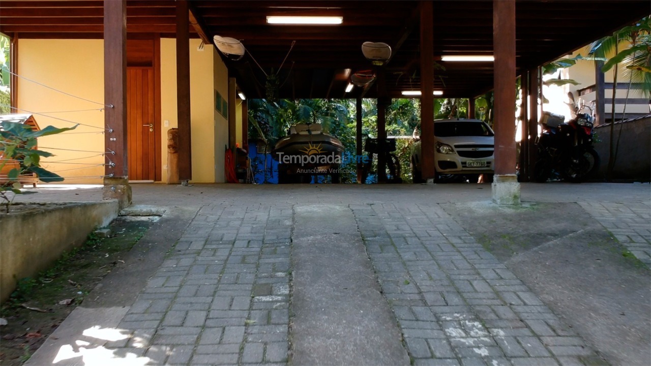 Casa para aluguel de temporada em São Sebastião (Maresias)