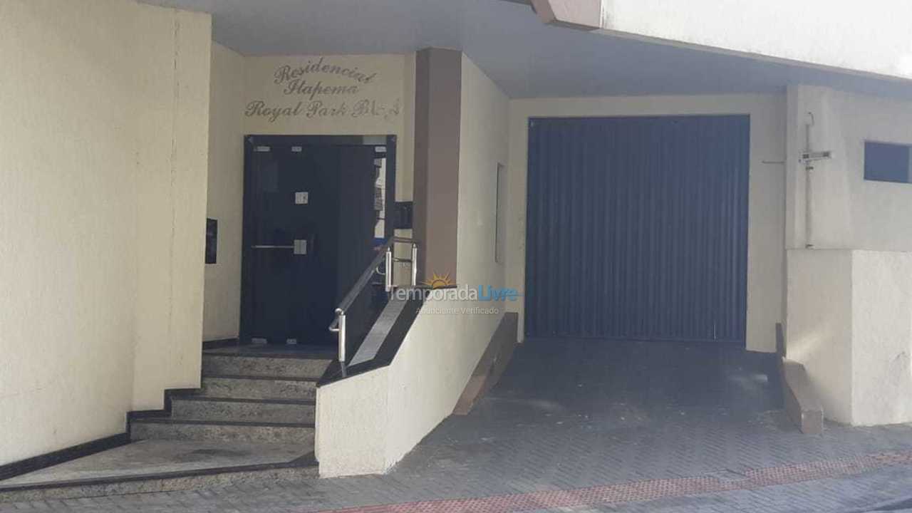 Apartamento para alquiler de vacaciones em Itapema (Meia Praia)