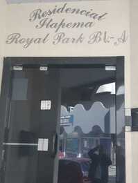 Apartamento de 3 dormitorios con aire acondicionado en primera línea de playa en el corazón de Meia Praia.