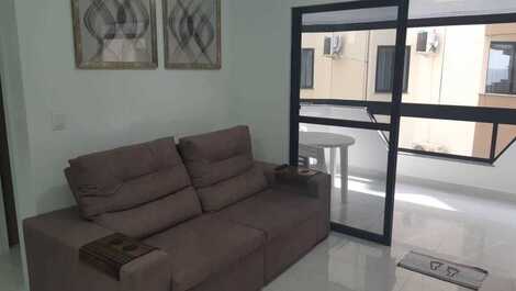 Apartamento de 3 dormitorios con aire acondicionado en primera línea de playa en el corazón de Meia Praia.