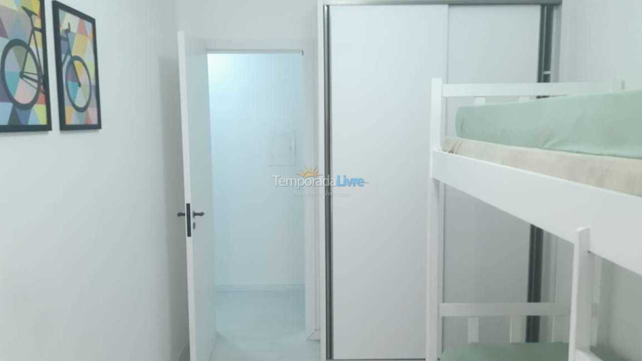 Apartamento para alquiler de vacaciones em Itapema (Meia Praia)