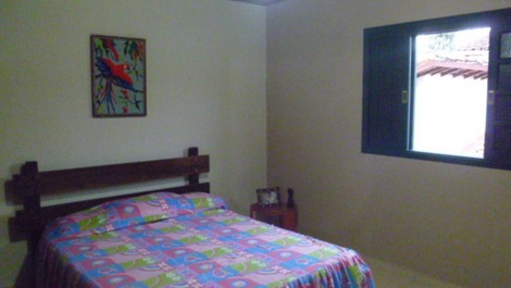 UBATUBA BEACH CASA CERRADA POR EL MAR CON 5 DORM.