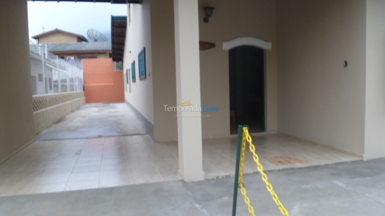 Casa para alquiler de vacaciones em Ubatuba (Enseada)
