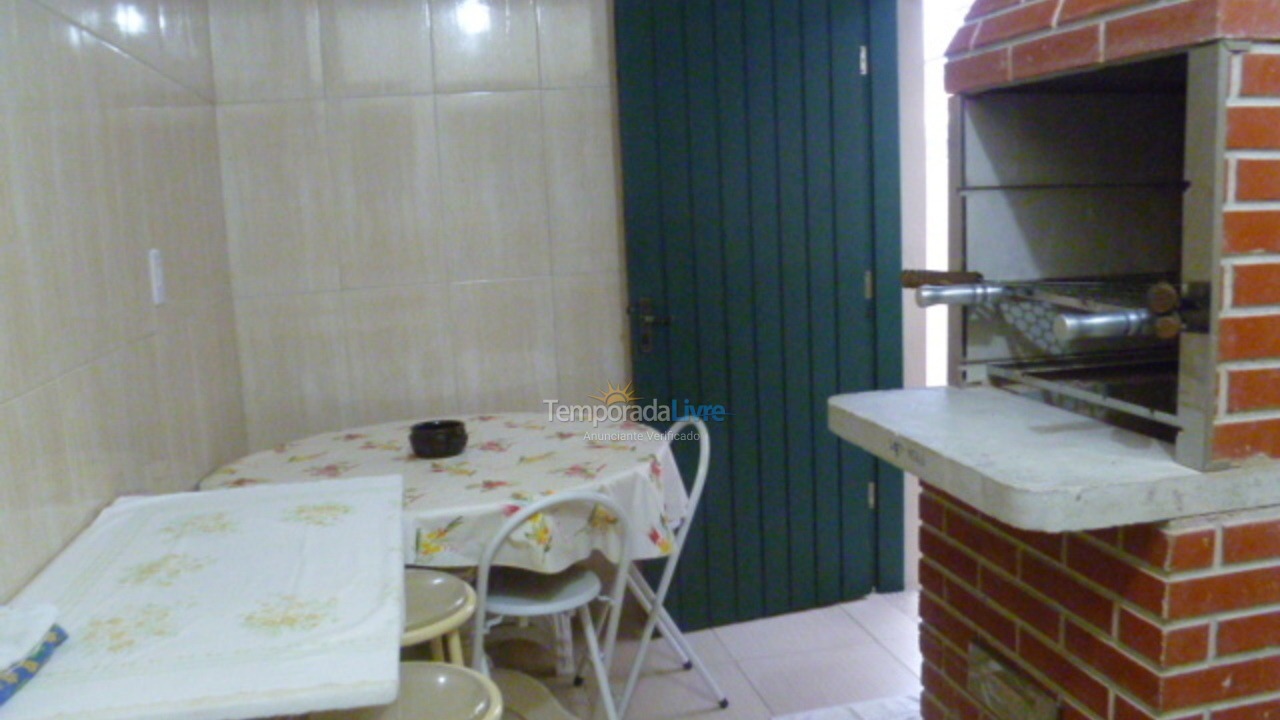 Casa para alquiler de vacaciones em Ubatuba (Enseada)