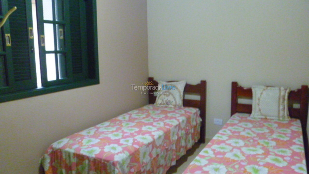 Casa para alquiler de vacaciones em Ubatuba (Enseada)