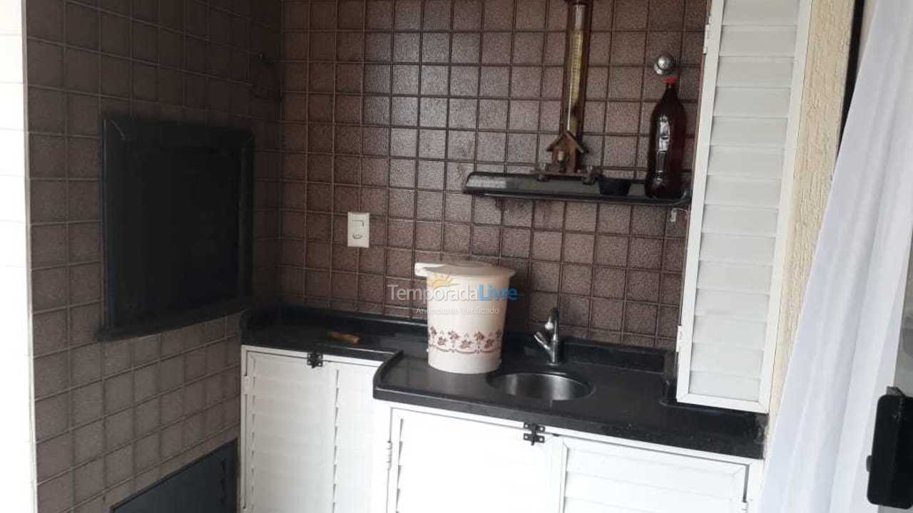 Apartamento para alquiler de vacaciones em Itapema (Meia Praia)