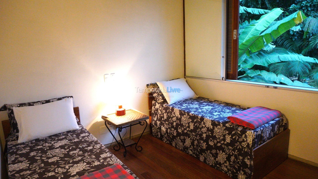Casa para aluguel de temporada em São Sebastião (Maresias)