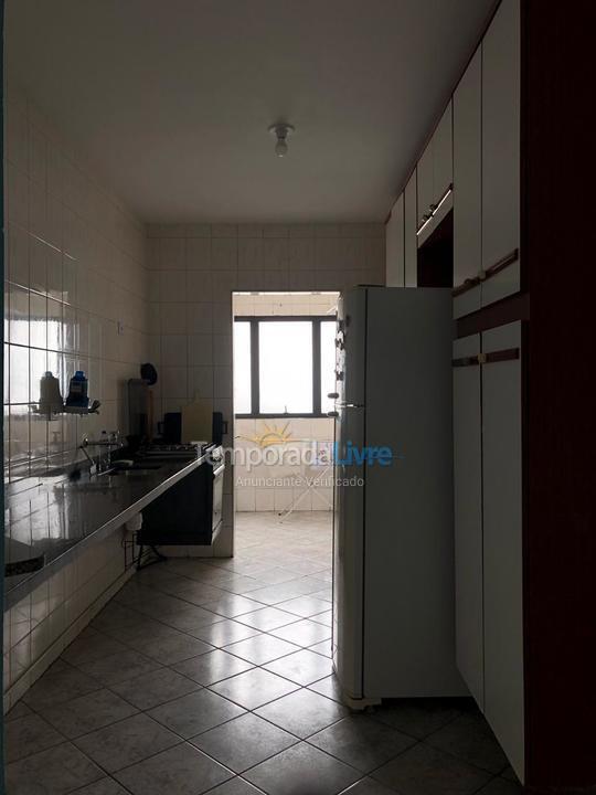 Apartamento para aluguel de temporada em Praia Grande (Aviação)