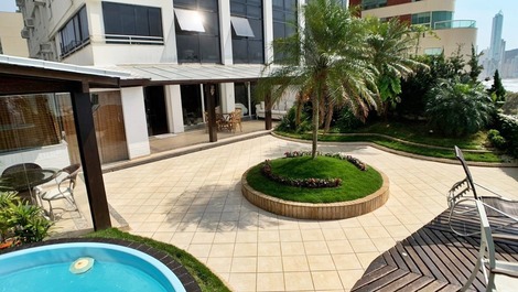 Ed. Grecia: 03 suites frente al mar con terraza privada y barbacoa