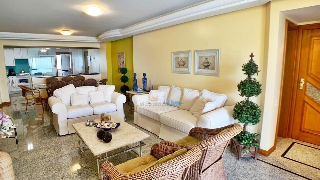 Apartment for vacation rental in Balneário Camboriú (Praia Central)