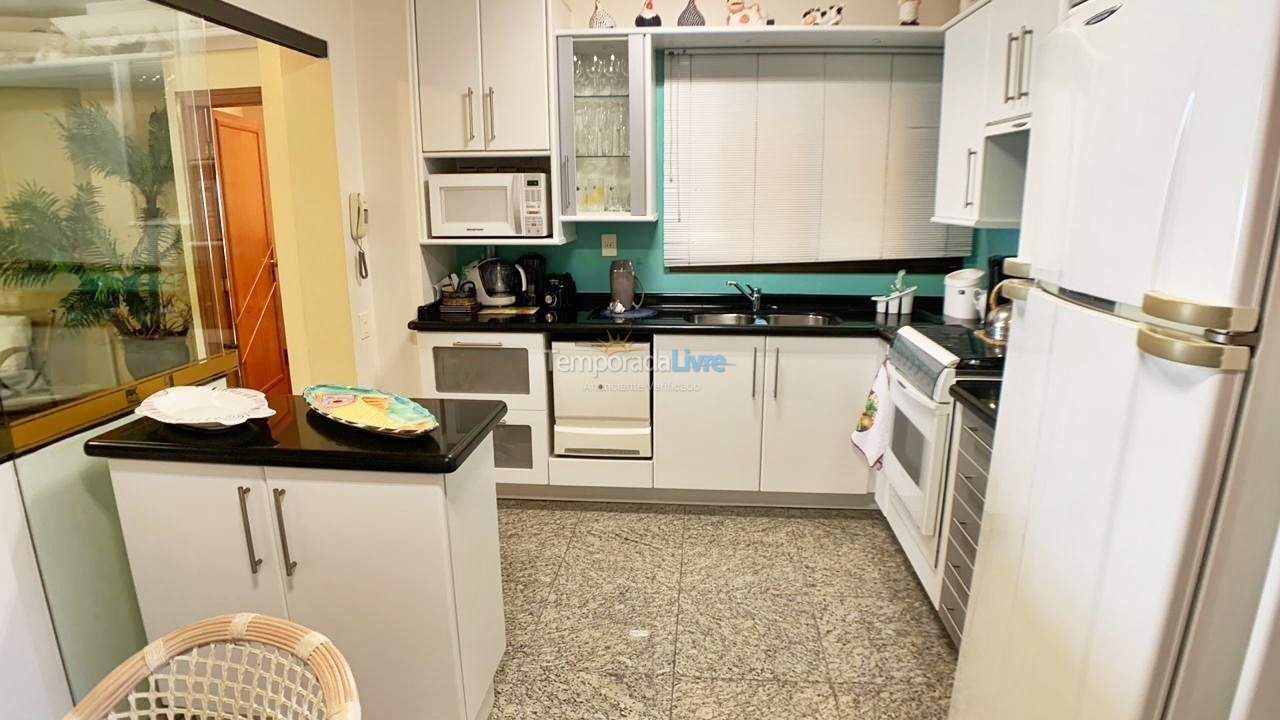 Apartment for vacation rental in Balneário Camboriú (Praia Central)