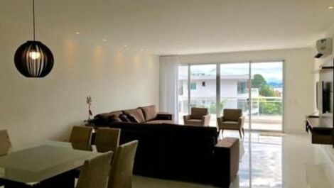 Precioso ático con vistas al mar - alquiler vacacional.