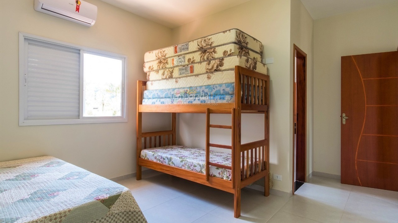 Apartamento para alquiler de vacaciones em Ubatuba (Praia das Toninhas)