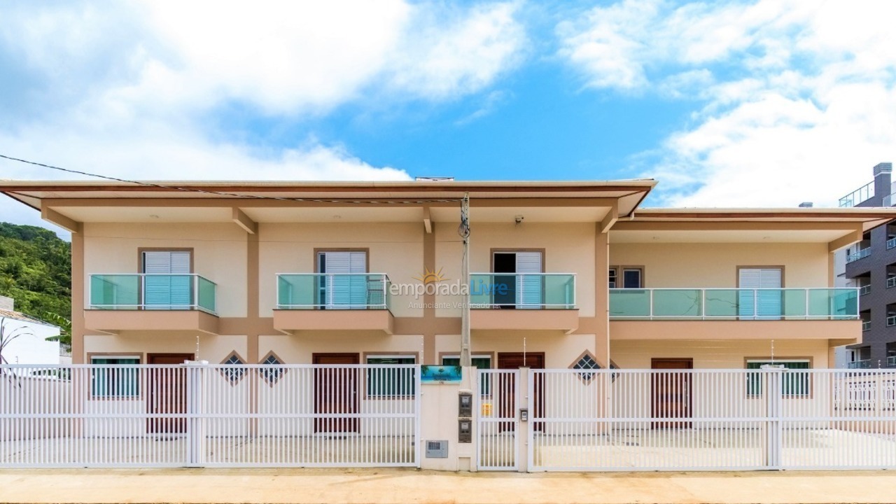 Apartamento para alquiler de vacaciones em Ubatuba (Praia das Toninhas)