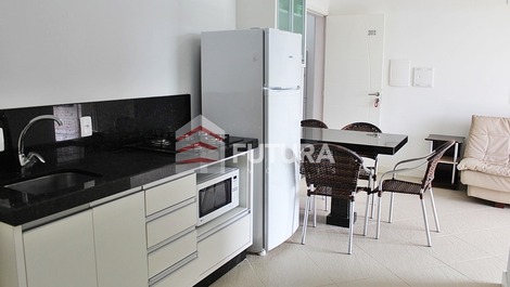 APARTMENT WITH SEA VIEW - MARISCAL, BOMBINHAS SC (LA107F)