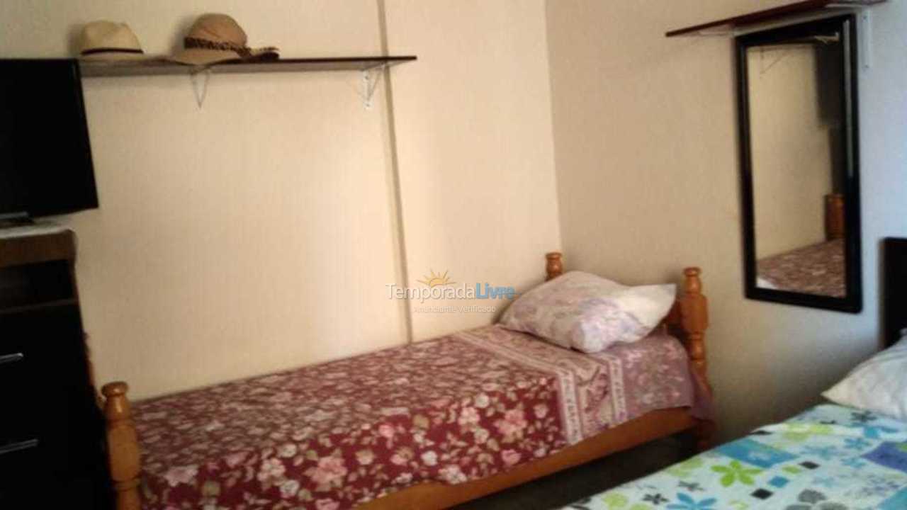 Apartamento para aluguel de temporada em Mongaguá (Centro)