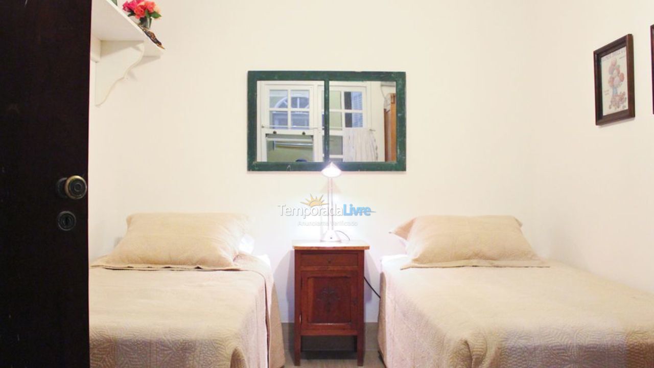 Casa para aluguel de temporada em Florianópolis (Cachoeira do Bom Jesus)