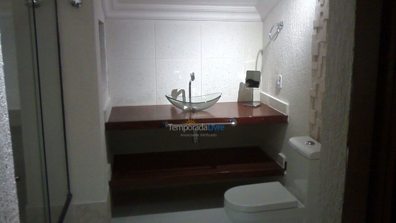 Casa para aluguel de temporada em Cabo Frio (Peró)