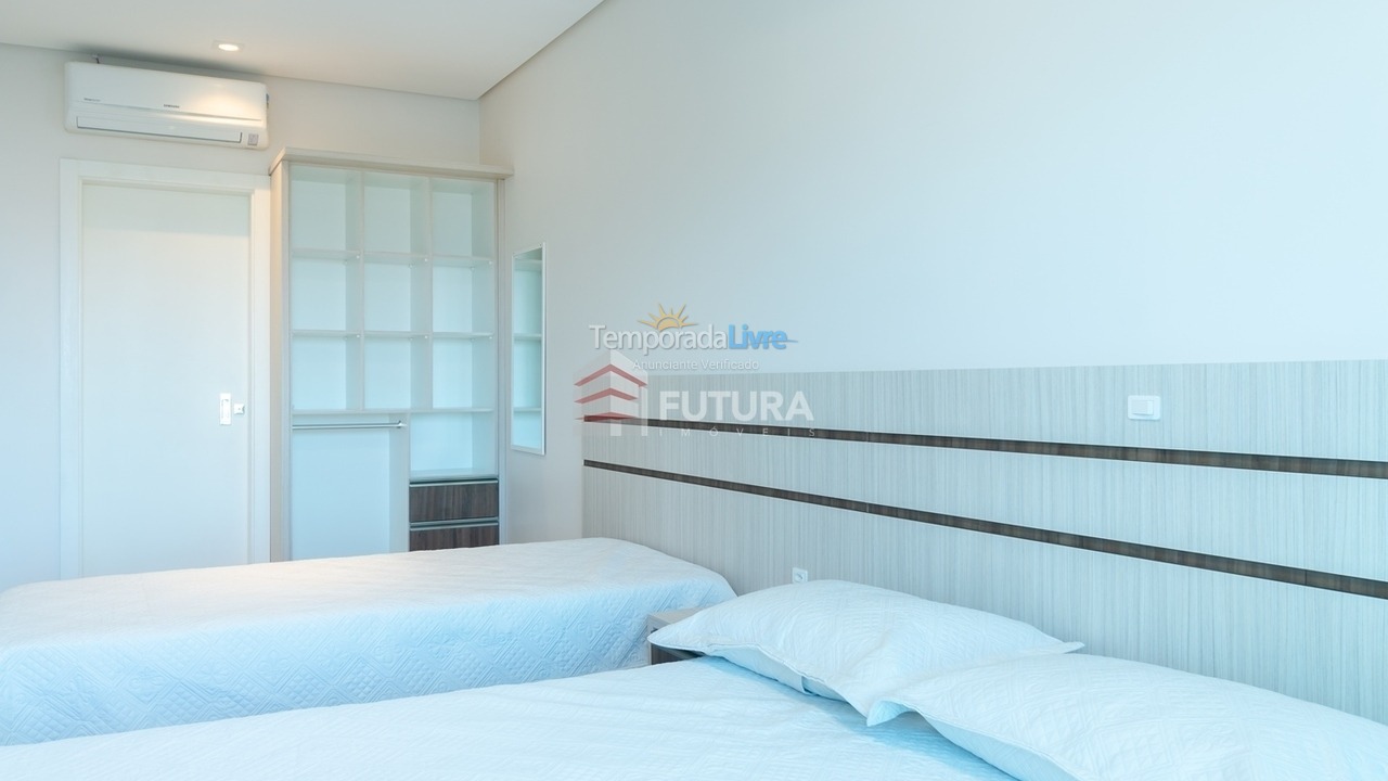 Apartment for vacation rental in Bombinhas (Mariscal)