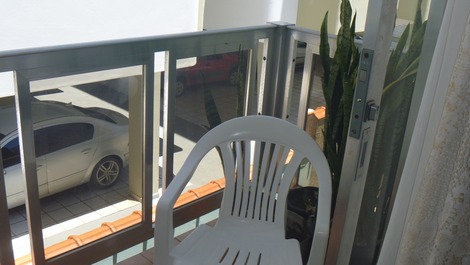 Apartamento Ubatuba - Praia Grande - 2 dormitorios a una cuadra del mar.