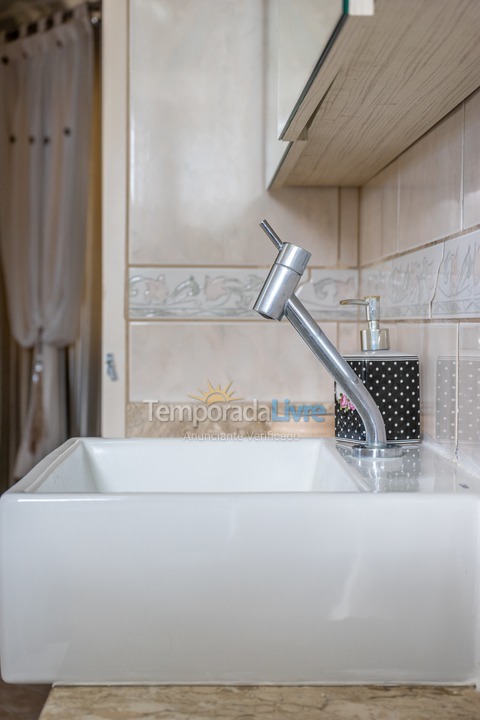 Apartamento para alquiler de vacaciones em Itapema (Meia Praia)