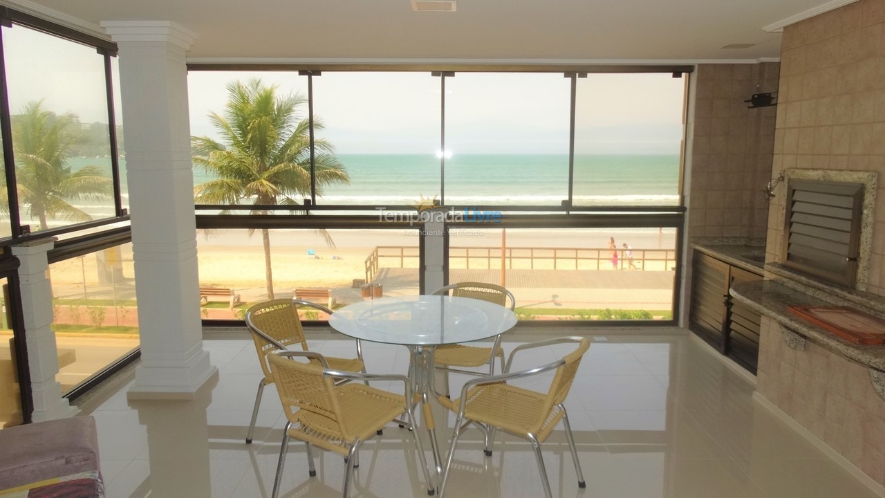 Apartamento para aluguel de temporada em Itapema (Centro)